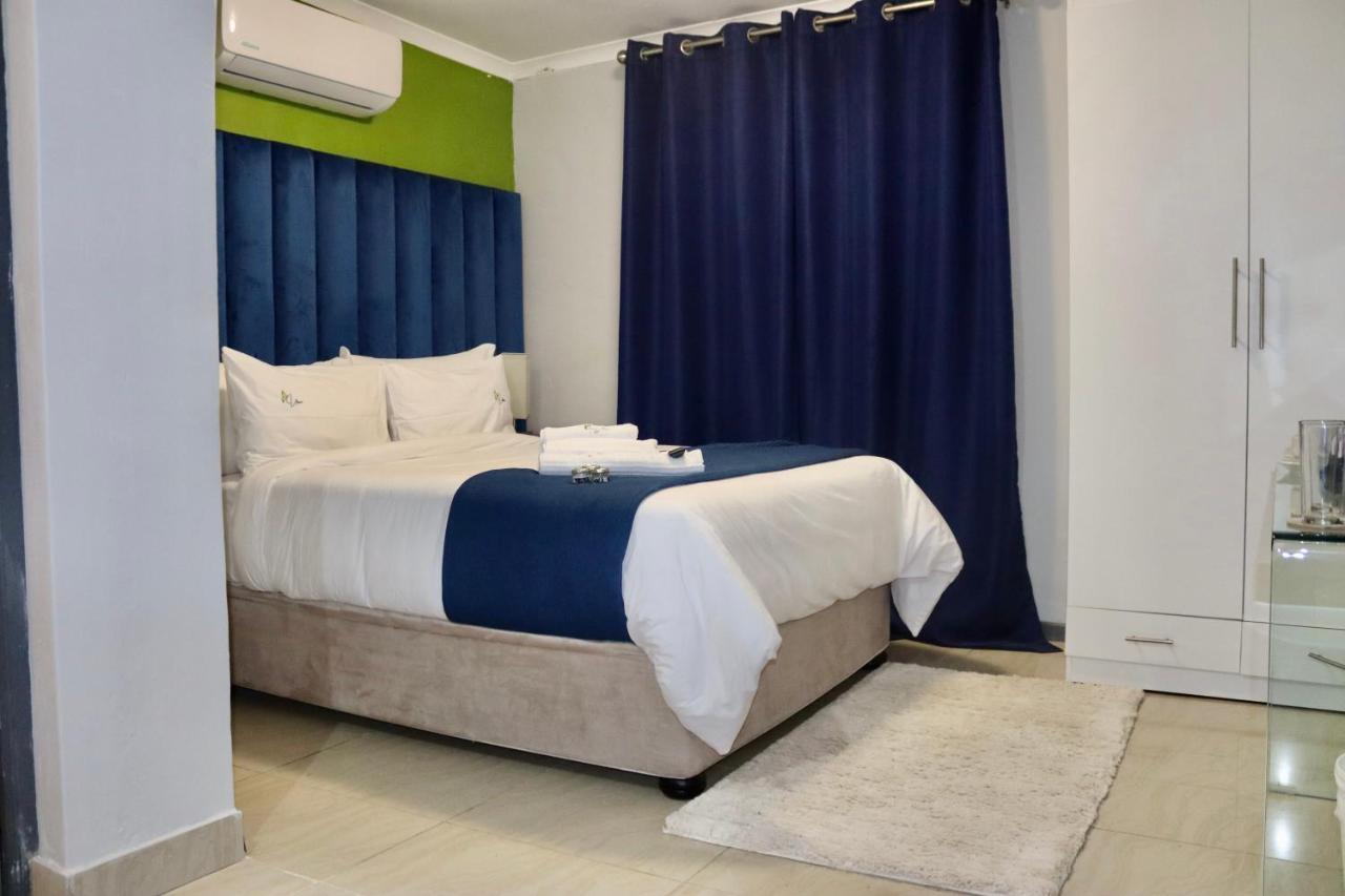 Uzuri Lifestyle Villa Port Saint John's Exterior photo